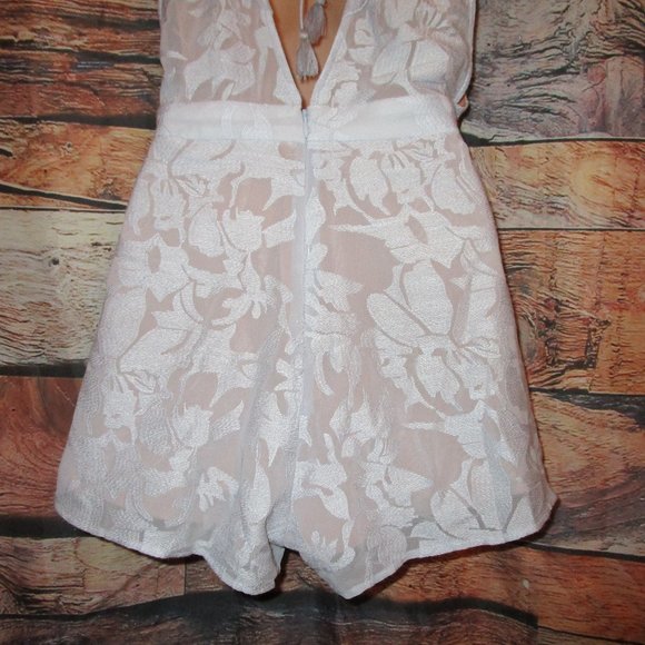 The Jetset Diaries L NWT Wanderlust Dusty Lavender Ruffle Shorts - Picture 13 of 14